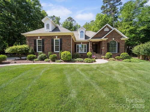 2616 Carmarthen Ct, Matthews, NC, 28104-0651 | Card Image