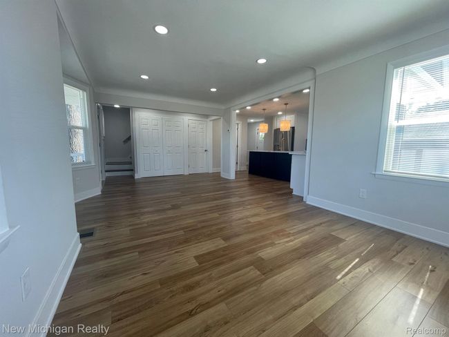 985 W Hazelhurst St, House other with 3 bedrooms, 3 bathrooms and null parking in Ferndale MI | Image 13
