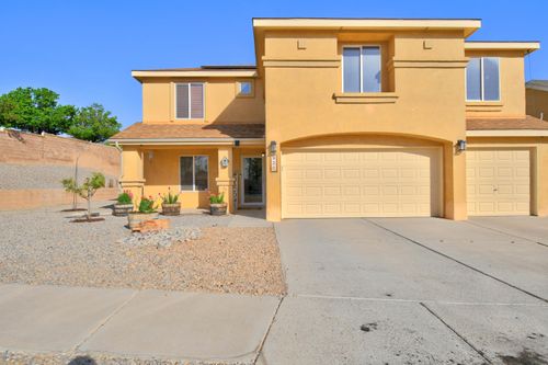 920 Colibri Ave Nw, Los Lunas, NM, 87031-7442 | Card Image
