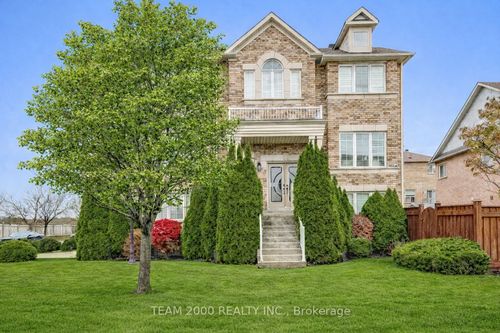 26 La Maria Lane, Maple, ON, L6A3X2 | Card Image