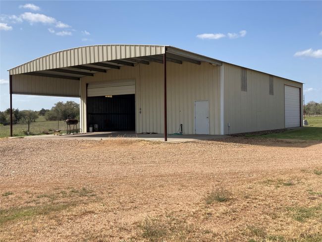 View of pole building | Image 12