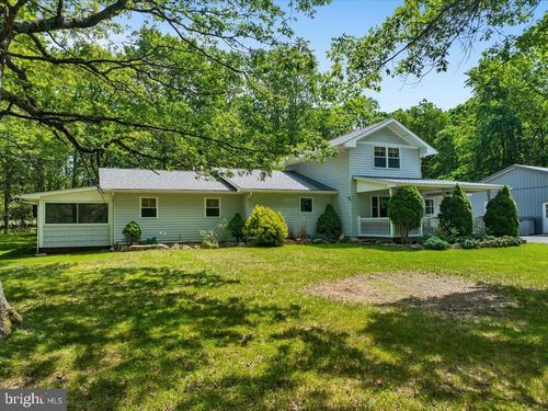 84 Deer View Dr, Jim Thorpe, PA, 18229-9560 | Card Image