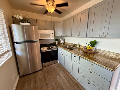 apt-234-75-6008 Alii Dr, Kailua Kona, HI, 96740-2352 | Card Image