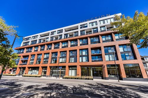 811-2720 Dundas St W, Toronto, ON, M6P0C3 | Card Image