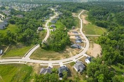 5607 Seminole Valley Trl Ne, Cedar Rapids, IA, 52411 | Card Image