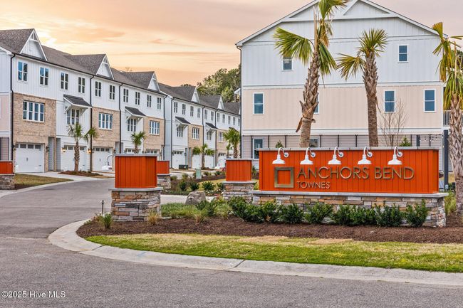 819 Anchors Bend Way, Townhouse with 3 bedrooms, 3 bathrooms and 2 parking in Wilmington NC | Image 6