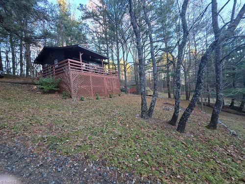 193 Little Grindstone Ln, Millers Creek, NC, 28651 | Card Image