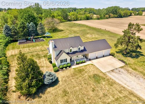 7616 Fostoria Rd, Mayville, MI, 48744-9572 | Card Image