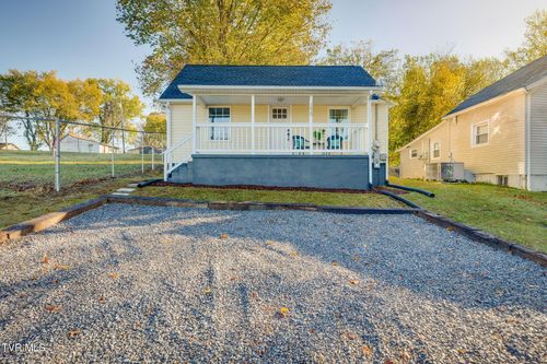 1615 Maryland Ave, Bristol, TN, 37620-5142 | Card Image