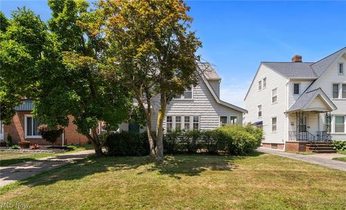 396 E 214th St, Euclid, OH, 44123-1954 | Card Image