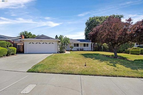 4034 Francisco St, Pleasanton, CA, 94566-5615 | Card Image