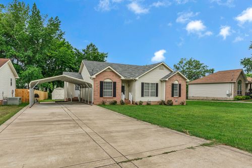 110 Sycamore Dr, White House, TN, 37188-8018 | Card Image