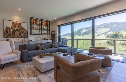 308 Hidden Hollow Dr, Jackson, WY, 83001 | Card Image