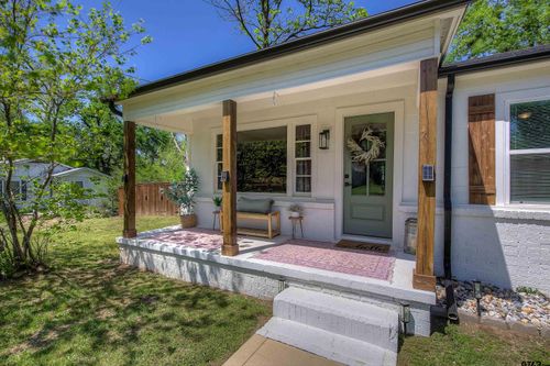 506 Winn Dr, Winnsboro, TX, 75494-2042 | Card Image