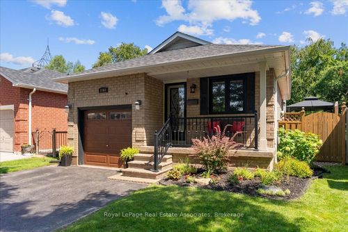 1464 Trowbridge Dr, Oshawa, ON, L1G7R7 | Card Image