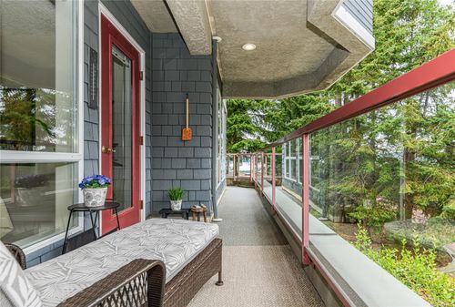 201-940 Boulderwood Rise, Saanich, BC, V8Y3H5 | Card Image