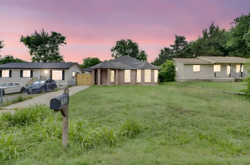 2520 Fatima Ave, Dallas, TX, 75241-2919 | Card Image