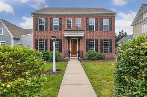 900 Thorn St, Sewickley, PA, 15143-1870 | Card Image