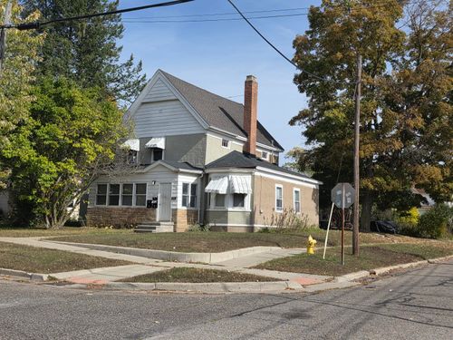 202 N River St, Ypsilanti, MI, 48198-2852 | Card Image