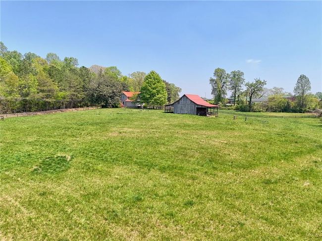 1096 Sutton Mill Rd, House other with 3 bedrooms, 2 bathrooms and 9 parking in Clarkesville GA | Image 61