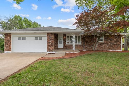 304 Greenbriar Ln, Hollister, MO, 65672-5312 | Card Image