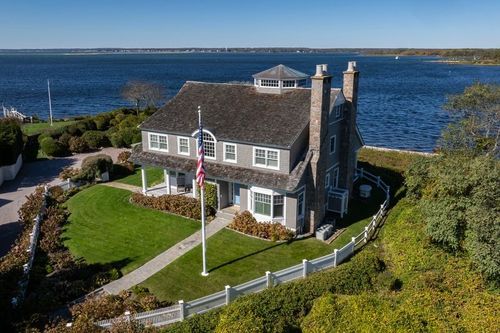 9 Arraquat Rd, Westerly, RI, 02891-5503 | Card Image