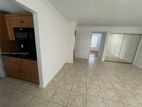 apt-302-7105 W 13th Ave, Hialeah, FL, 33014-4562 | Card Image