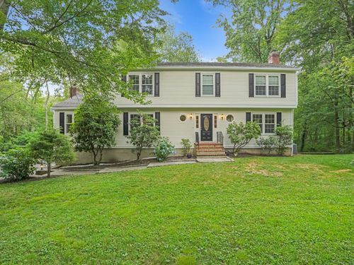 119 Deforest Rd, Wilton, CT, 06897-1910 | Card Image