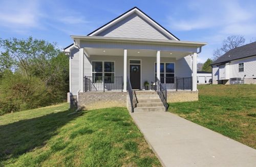 1030 Oak Dr, White Bluff, TN, 37187-4702 | Card Image