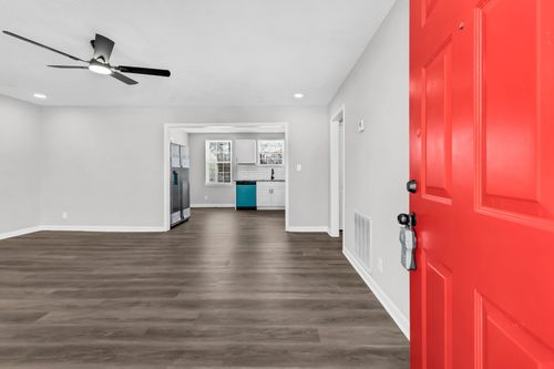 2622 Union Hall Rd, CLARKSVILLE, TN, 37040-5816 | Card Image