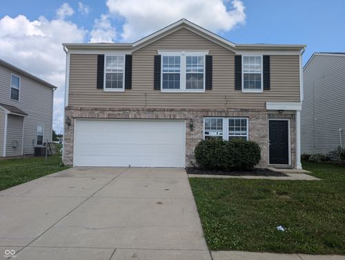 1624 Wagner Dr, Shelbyville, IN, 46176-2489 | Card Image