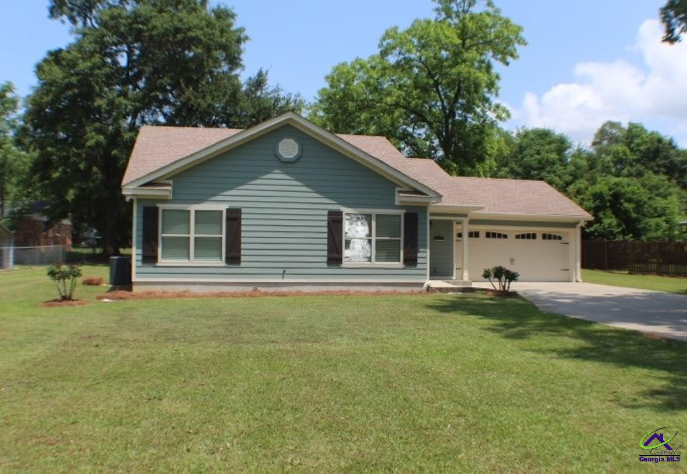 Westview Dr, Dublin, GA 31021