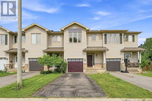 617 Spikemoss Pl, Orléans, ON, K4A0C9 | Card Image