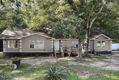 19619 Cardinal Cove Dr, Saucier, MS, 39574-9584 | Card Image