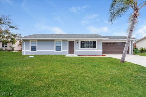 18529 Phlox Dr, FORT MYERS, FL, 33967-6153 | Card Image