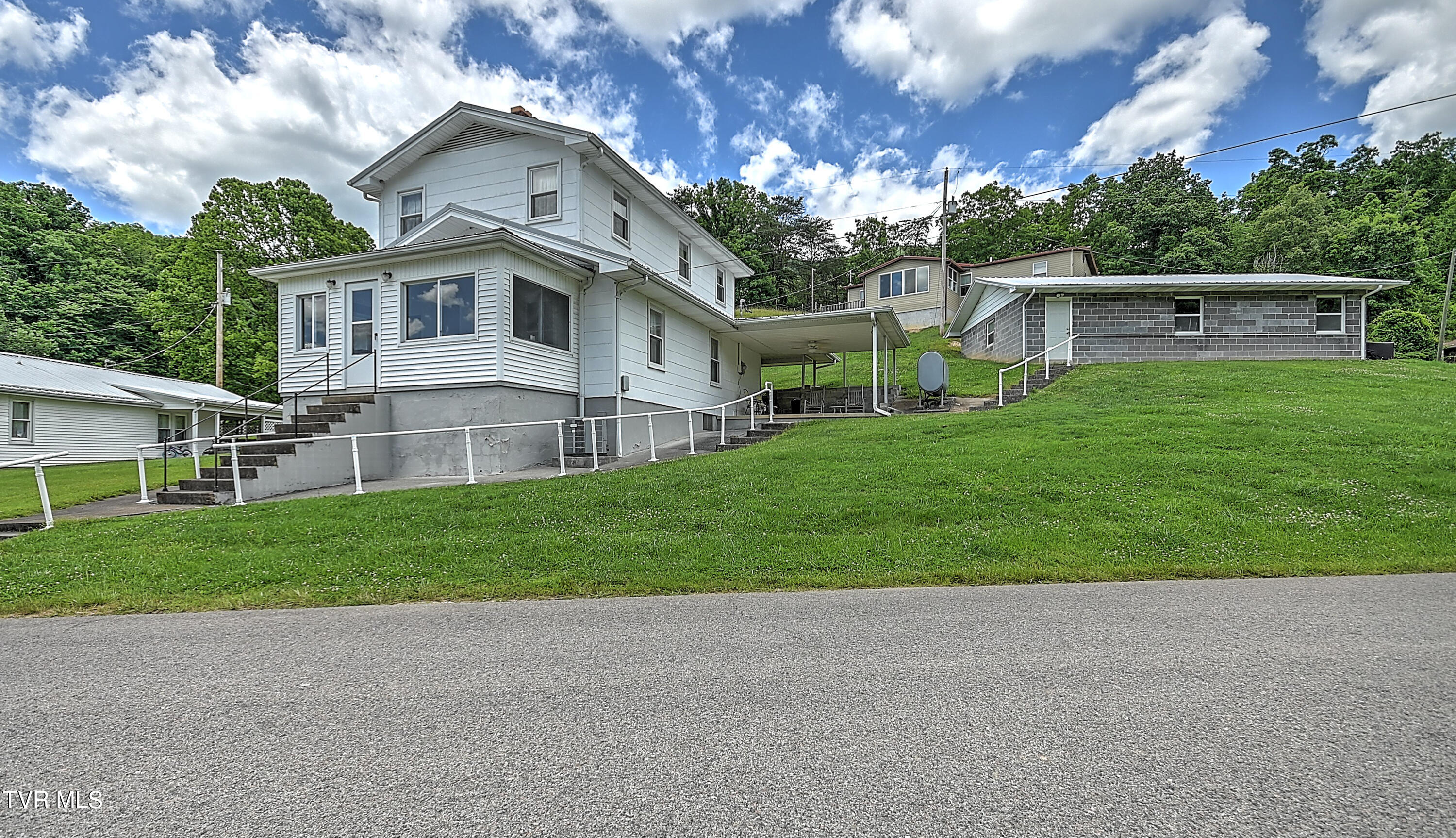 Hilton Rd, Gate City, VA 24251