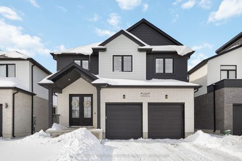 1588 Medway Park Dr, London, ON, N6G3W1 | Card Image