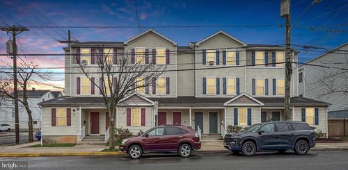 130 Remsen Avenue, New Brunswick, NJ, 08901 | Card Image