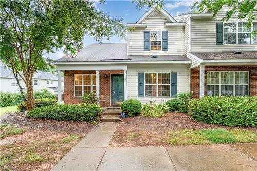 10 Raelans Cir, Greensboro, NC, 27407-6463 | Card Image