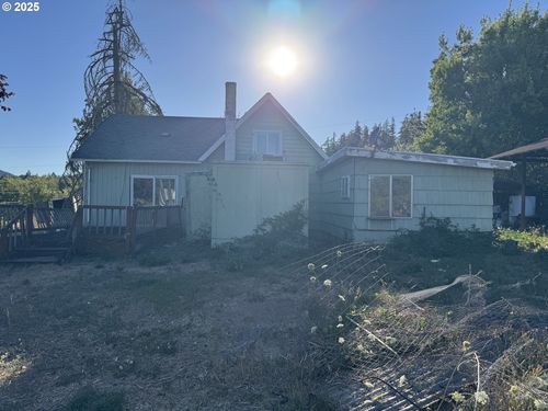 33367 Bloomberg Rd, Eugene, OR, 97405-9609 | Card Image