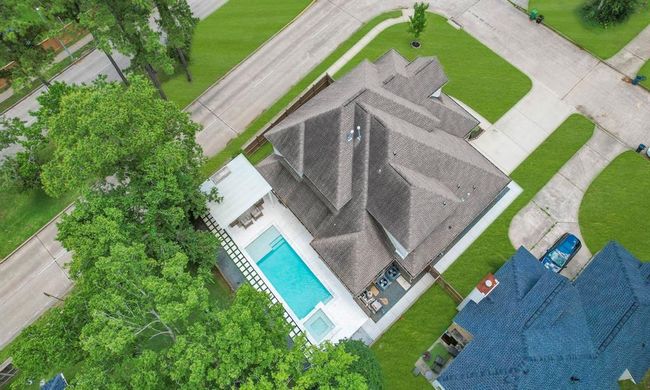 Aerial view of this beautiful property. | Image 50