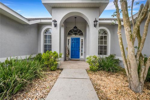 8722 Fort Socrum Village Pl, LAKELAND, FL, 33810-0332 | Card Image