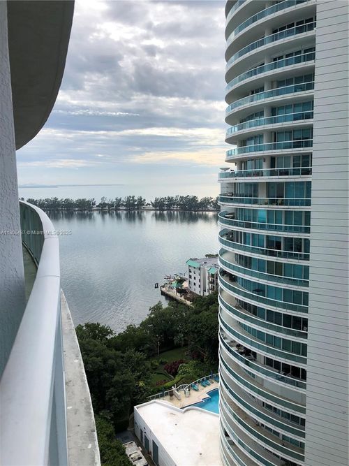 apt-1611-2101 Brickell Ave, Miami, FL, 33129-2115 | Card Image