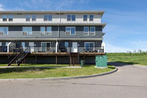 618-201 Abasand Dr, Fort Mcmurray, AB, T9J1L6 | Card Image