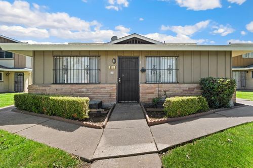 apt-1-414 E Bianchi Rd, Stockton, CA, 95207-7719 | Card Image