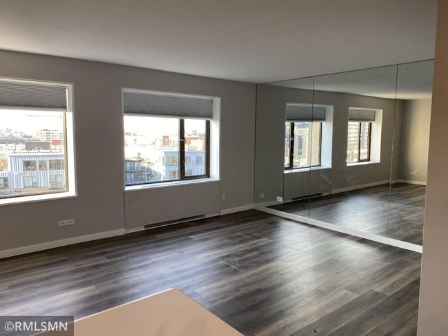 A1009 Livingoom mirror.jpg | Image 8