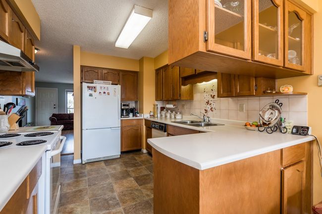30 - 32959 George Ferguson Way, Townhouse with 2 bedrooms, 1 bathrooms and 1 parking in Abbotsford BC | Image 5