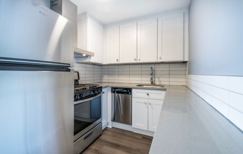 apt-3c-941 N Northwest Hwy, Park Ridge, IL, 60068-2364 | Card Image