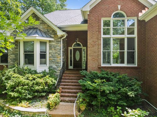 2000 Far Fara Way, Brentwood, TN, 37027-8350 | Card Image