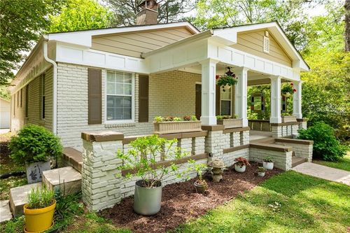 1104 Victory Dr Sw, Atlanta, GA, 30310-4834 | Card Image